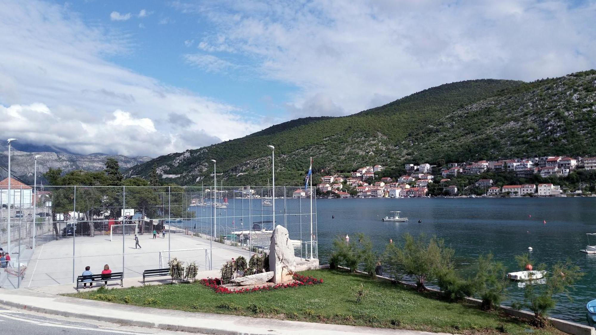 Kiara Room - Self Check In Mokošica Eksteriør bilde