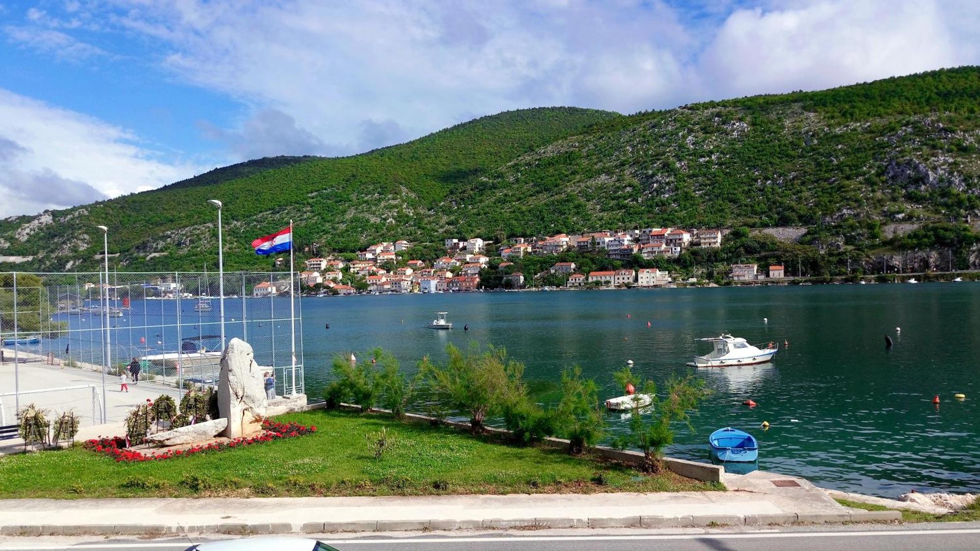 Kiara Room - Self Check In Mokošica Eksteriør bilde